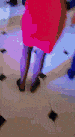 Acid Gifdump, August 30, 2018 (25 gifs)