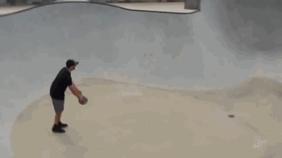Acid Gifdump, August 30, 2018 (25 gifs)