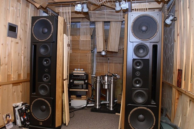 When You Love Music (10 pics)