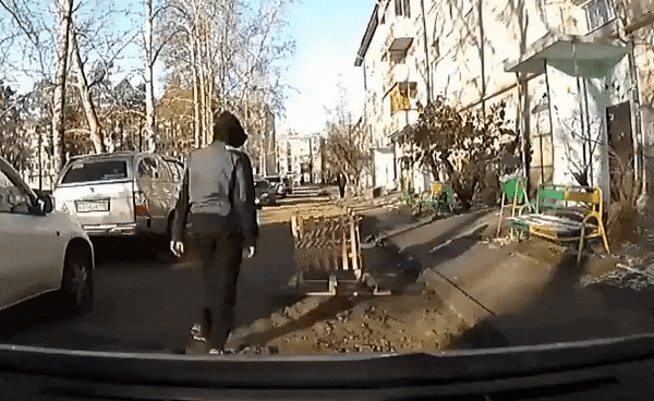 Acid Gifdump, August 31, 2018 (25 gifs)