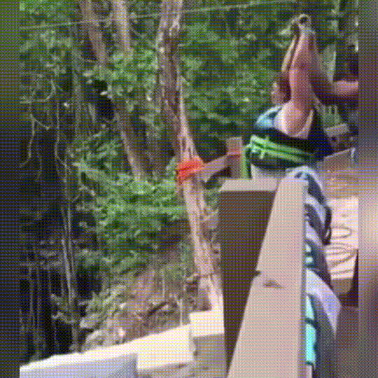 Acid Gifdump, August 31, 2018 (25 gifs)