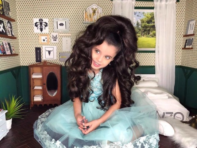 5-Year-Old Instagram Star Has Amazing Hair (11 pics)