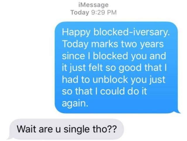 Never Text Your Ex (33 pics)