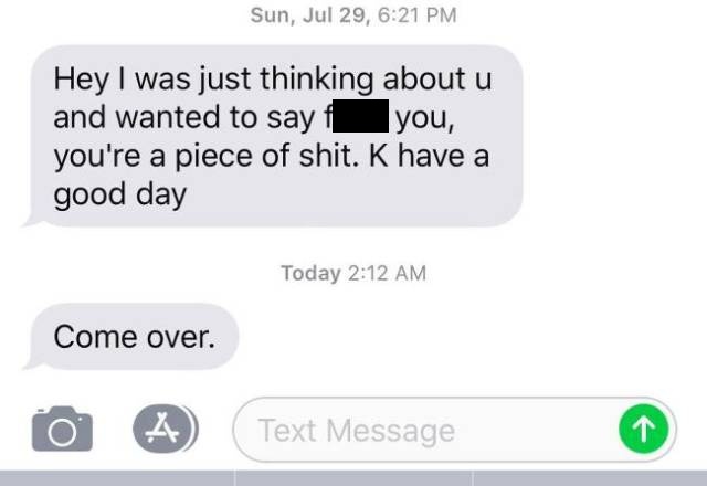 Never Text Your Ex (33 pics)