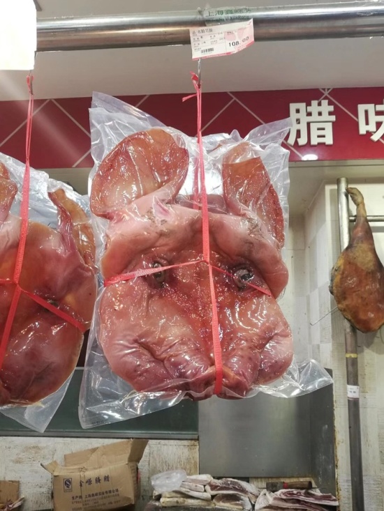 Food In China Can Be Scary (2 pics)