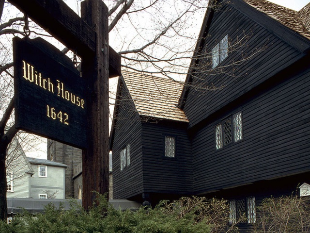 Why People Believed That Witches Exist (15 pics)