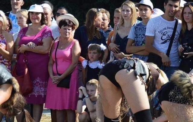 Acid Picdump (133 pics)