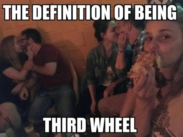 When You Are A Third Wheel... (44 pics)
