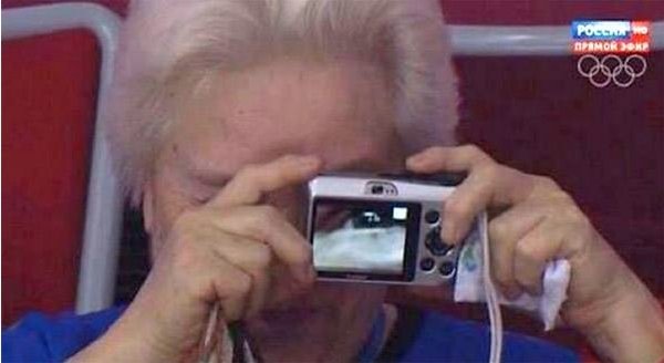 Senior Citizens Vs Technology (35 pics)