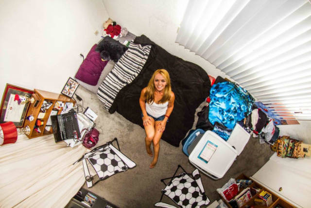 Bedrooms Of Millenials Around The World (19 pics) Bedrooms Of Millenials Around The World (19 pics)