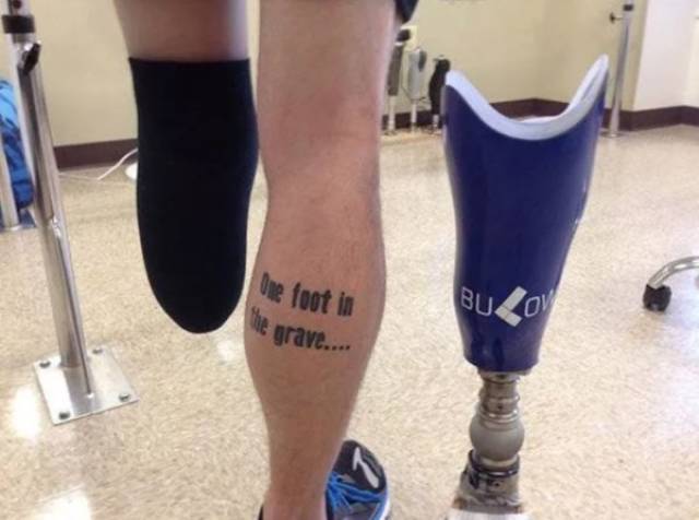 Amputees With A Great Sense Of Humor (26 pics)