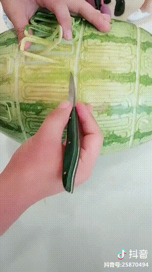 Acid Gifdump, September 10, 2018 (25 gifs)