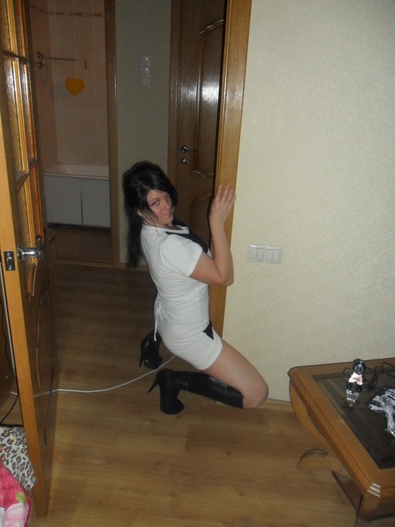 Russian Girls Trying Hard To Look Sexy (50 pics)