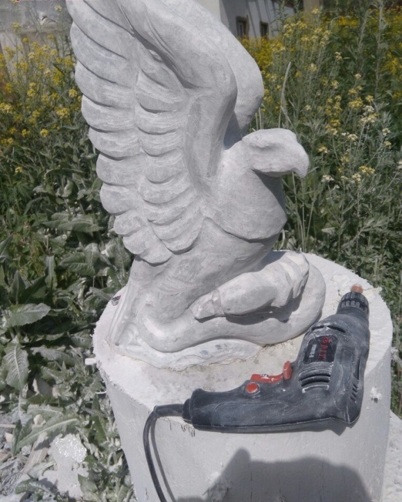 Stone Art (5 pics)