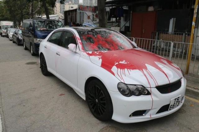 How Chinese Mafia Collects Debts (10 pics)