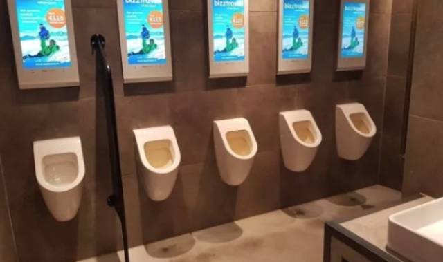 Interesting Bathrooms Designs (19 pics)