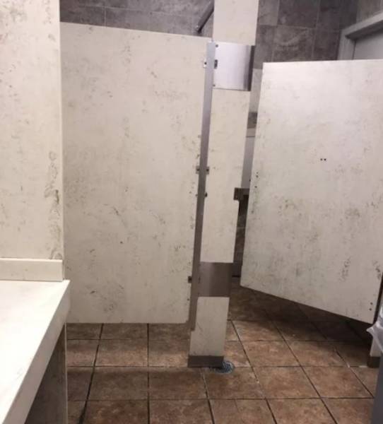Interesting Bathrooms Designs (19 pics)