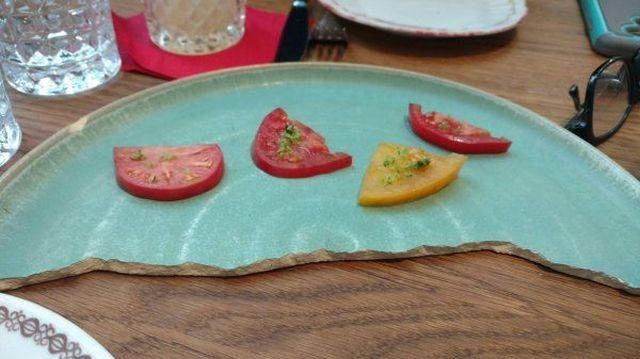 Very Odd Plates (34 pics)