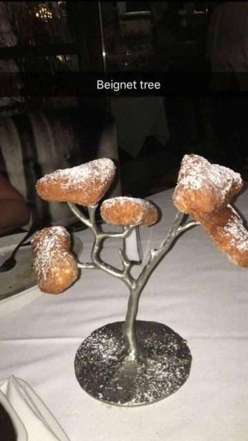 Very Odd Plates (34 pics)