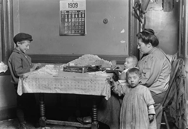 Child Labor More Than 100 Years Ago (34 pics)