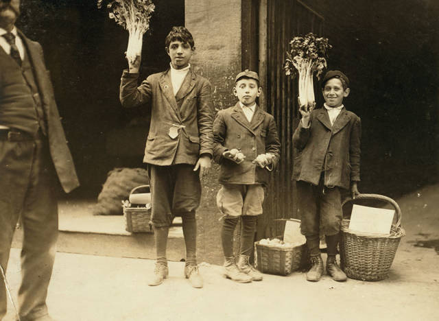 Child Labor More Than 100 Years Ago (34 pics)