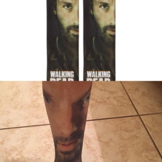Bad Clothing (19 pics)