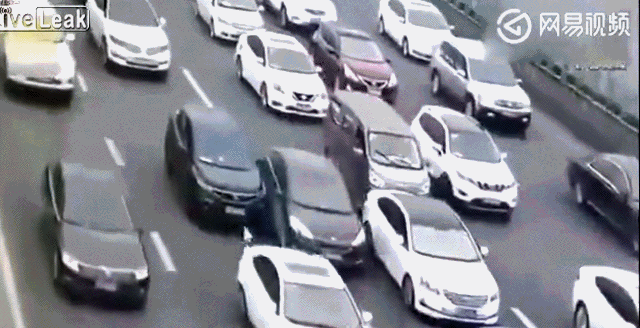 Acid Gifdump, September 19, 2018 (25 gifs)