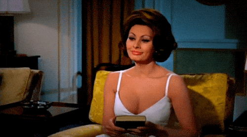 Beautiful Woman Sophia Loren (15 gifs)