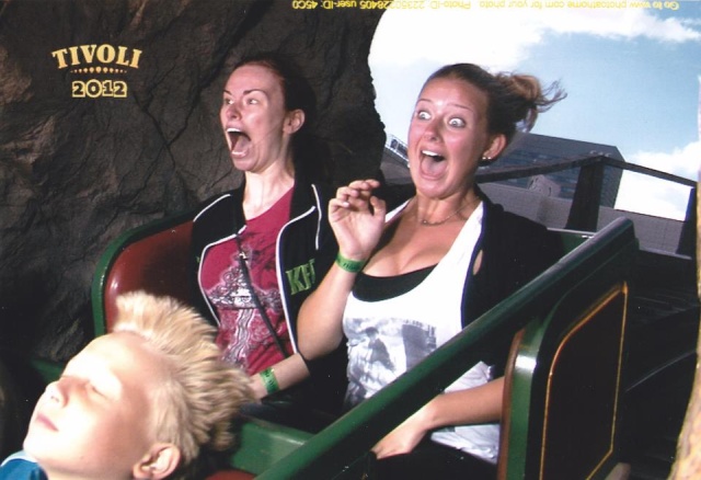 Terrified Roller Coaster Riders (32 pics)