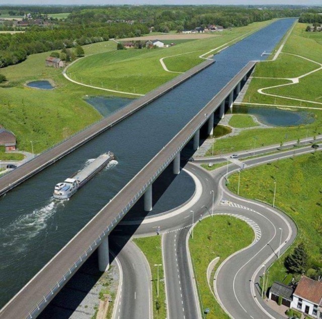 It's Hard To Believe But These Photos Are Real (24 pics)