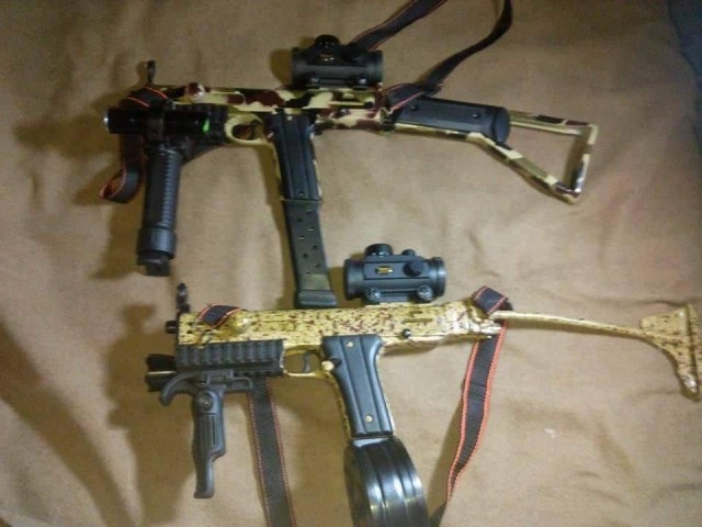 Glock Pistols Turned in Tactical assault Rifles In Pakistan (3 pics)