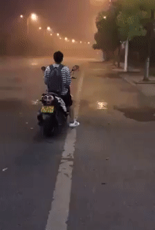 Acid Gifdump, September 24, 2018 (25 gifs)