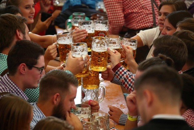 Photos From Oktoberfest (30 pics)
