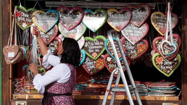 Photos From Oktoberfest (30 pics)