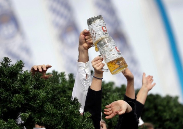 Photos From Oktoberfest (30 pics)