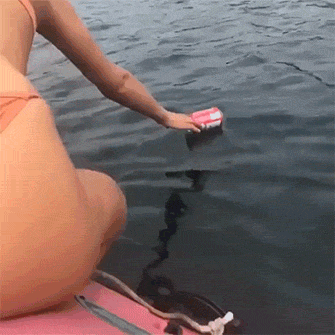 When Hot Girls Fail (16 gifs)