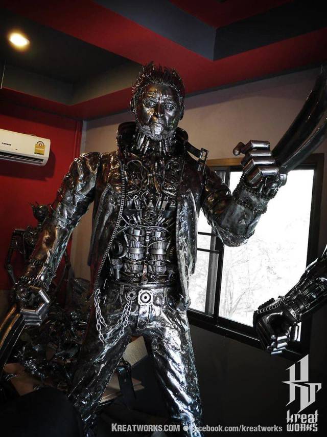 Steampunk Sculptures Made Out Of Scrap Metal (40 pics)