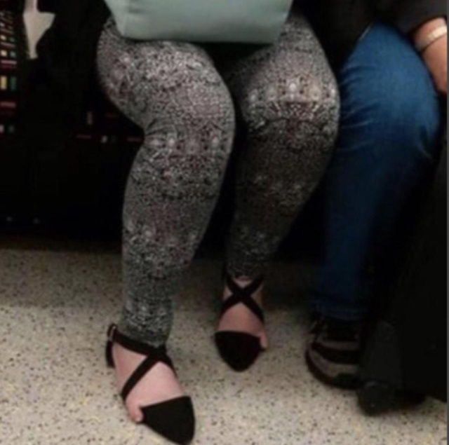 London Commuters Can Be Strange (31 pics)