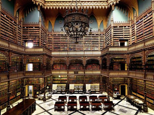 World’s Most Beautiful Libraries (30 pics)