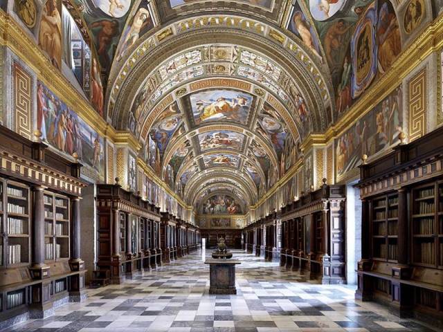 World’s Most Beautiful Libraries (30 pics)
