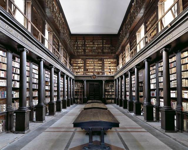World’s Most Beautiful Libraries (30 pics)