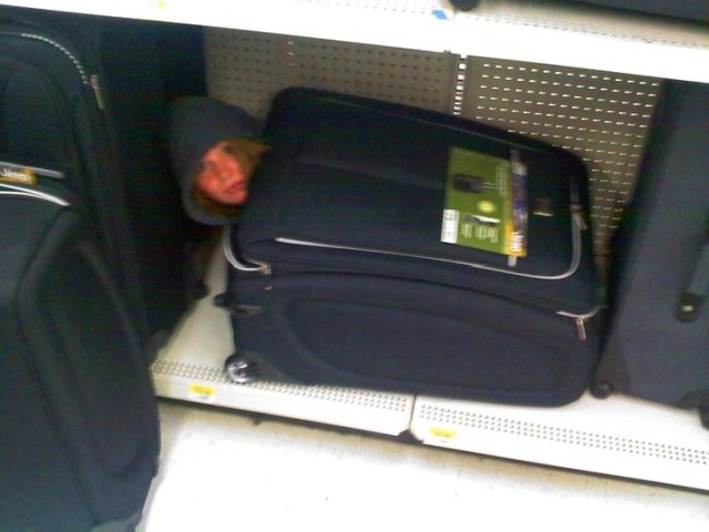 Only At Walmart (23 pics)