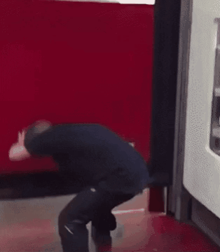 Acid Gifdump, October 01, 2018 (25 gifs)