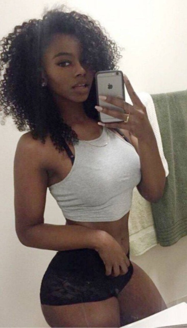 Beautiful Black Girls (53 pics)