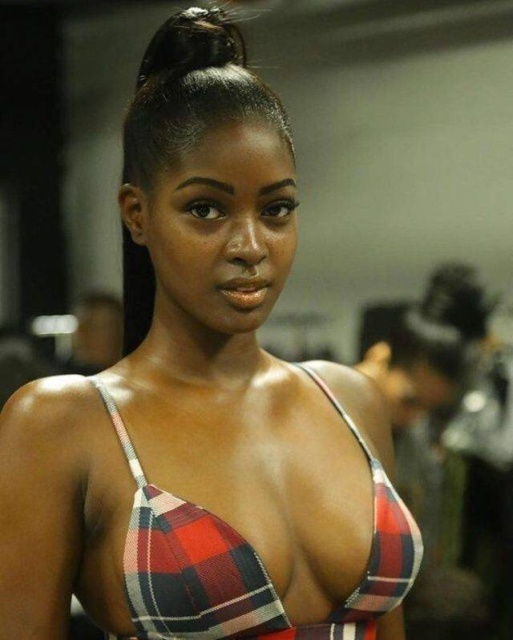 Beautiful Black Girls (53 pics)