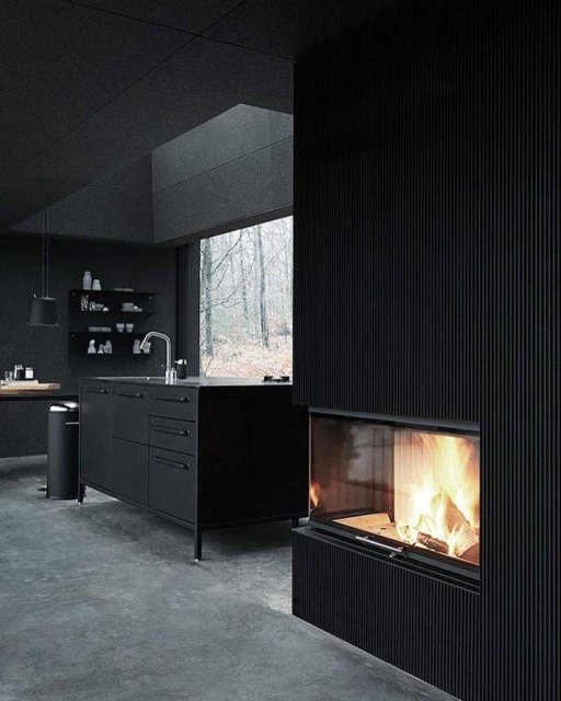 Black Houses (18 pics)