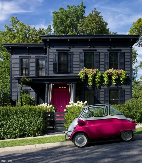 Black Houses (18 pics)