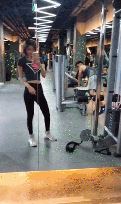 Acid Gifdump, October 02, 2018 (25 gifs)