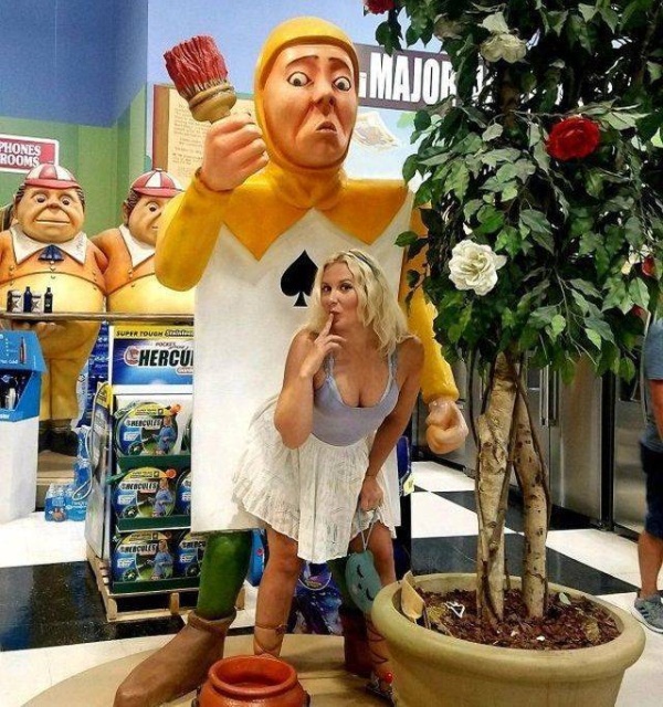 Acid Picdump (95 pics)