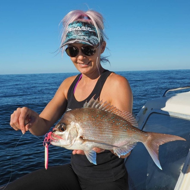 Cute Fisherwoman From Australia (19 pics)